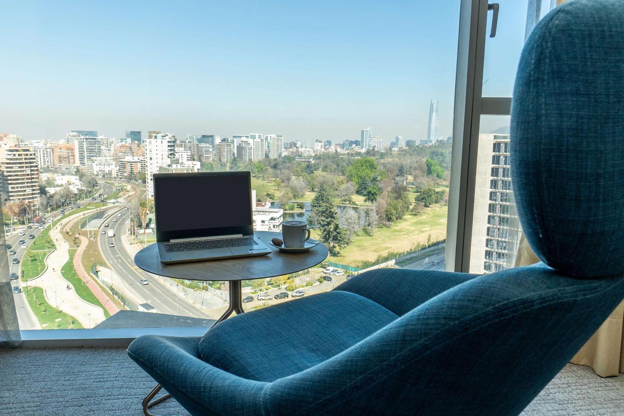 Doubletree By Hilton Santiago Kennedy, Chile Hotell Eksteriør bilde